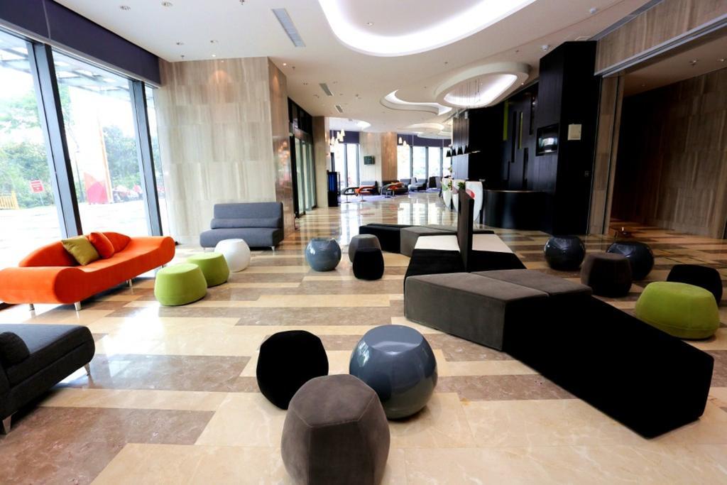 Ibis Styles Nantong Wuzhou International Plaza Hotel Eksteriør billede