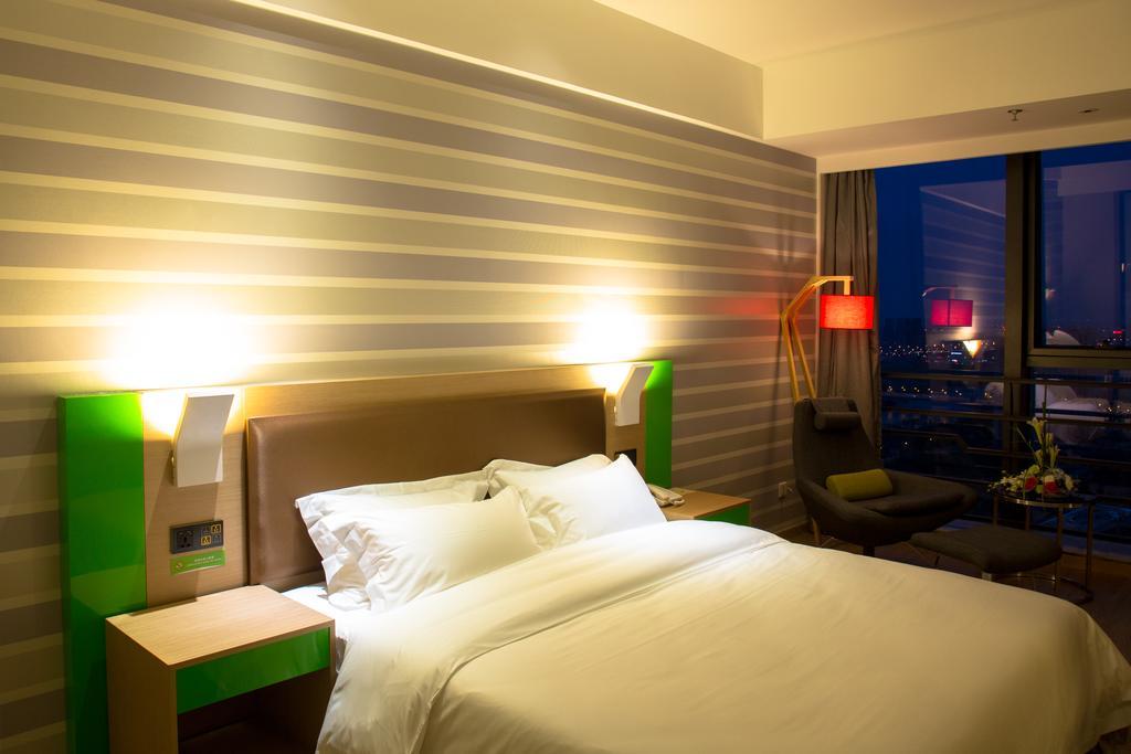 Ibis Styles Nantong Wuzhou International Plaza Hotel Eksteriør billede